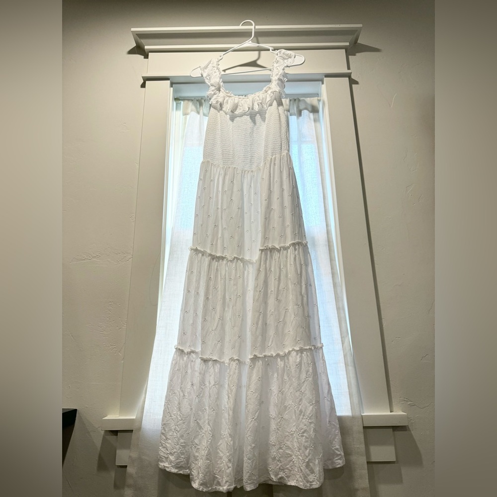 Long white dress